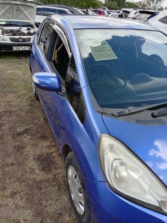 honda-fit-big-4