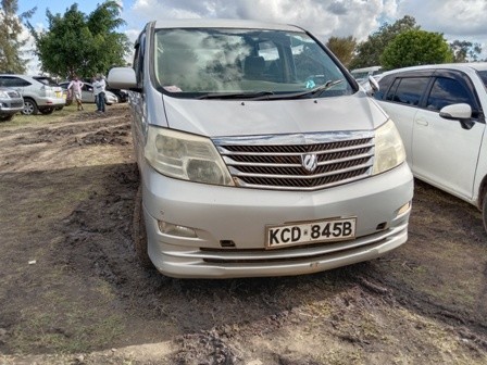 toyota-alphard-fairly-used-big-0