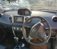 toyota-ist-small-3