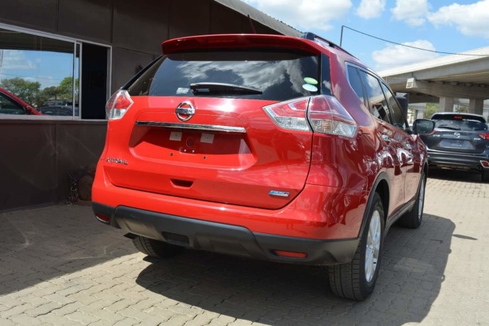 nissan-xtrail-big-3