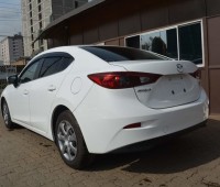 mazda-axela-small-2