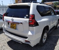 toyota-land-cruiser-tx-small-1