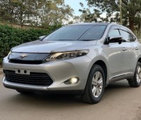 toyota-harrier-small-0