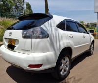 toyota-harrier-small-3