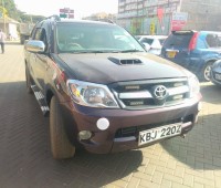 hilux-small-2