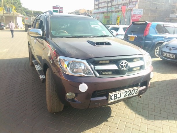 hilux-big-2