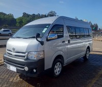 toyota-hiace-shark-small-0