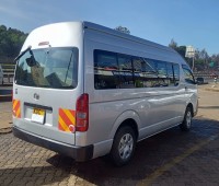 toyota-hiace-shark-small-4