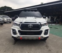 toyota-hilux-surf-small-1