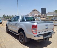 ford-ranger-small-3