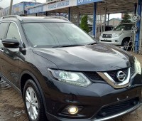 nissan-xtrail-small-0