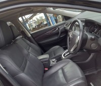 nissan-xtrail-small-4