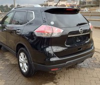 nissan-xtrail-small-1