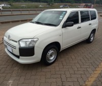 toyota-probox-small-0