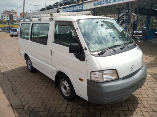 mazda-bongo-big-1