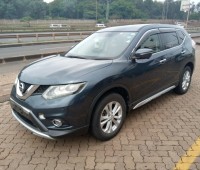 nissan-xtrail-small-0