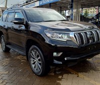 toyota-landcruiser-prado-small-5