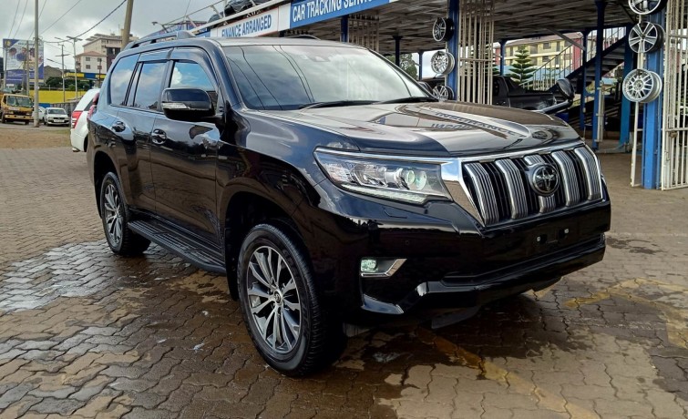 toyota-landcruiser-prado-big-5