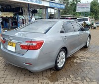 toyota-camry-small-3