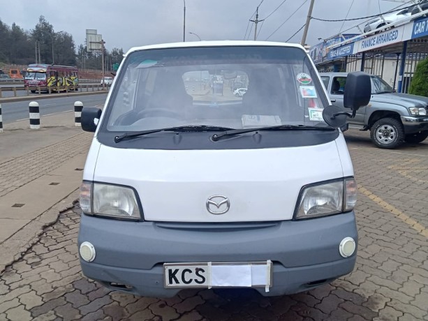 mazda-bongo-big-4