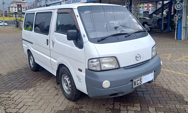 mazda-bongo-big-5