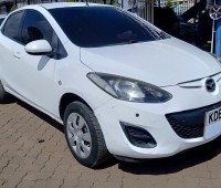 mazda-demio-small-4