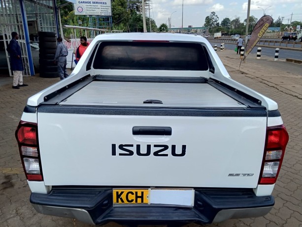 isuzu-dmax-big-2