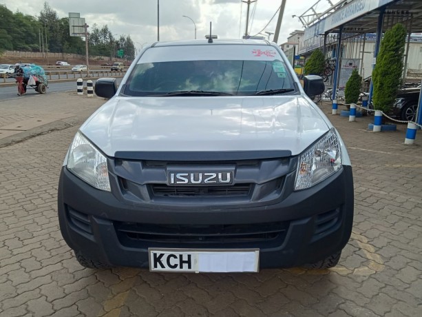 isuzu-dmax-big-0