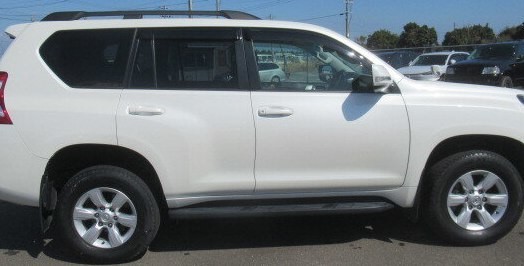 toyota-landcruiser-big-1