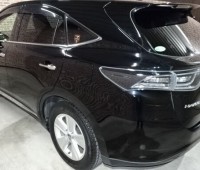 toyota-harrier-small-3