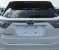 toyota-harrier-small-4