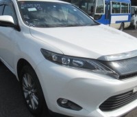 toyota-harrier-small-0