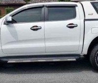 toyota-hilux-small-1