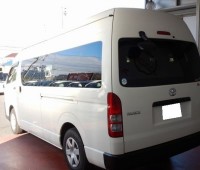 toyota-hiace-small-2