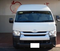 toyota-hiace-small-5