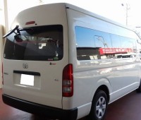 toyota-hiace-small-6