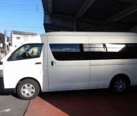 toyota-hiace-small-1