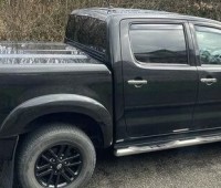 toyota-hilux-double-cab-small-1