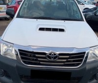 toyota-hilux-double-cab-small-5