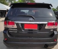 toyota-fortuner-small-2