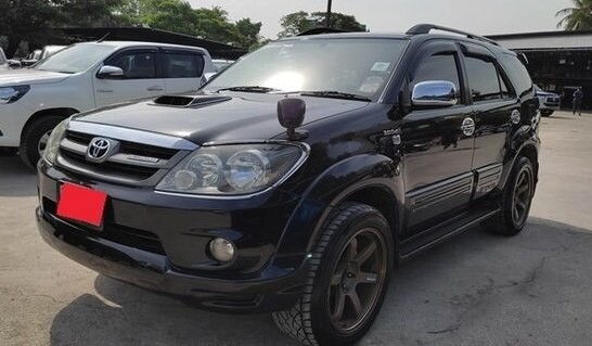 toyota-fortuner-big-5