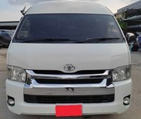 toyota-commutter-small-4