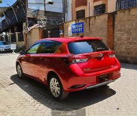 toyota-auris-small-2