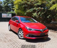 toyota-auris-small-0