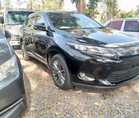 toyota-harrier-small-2