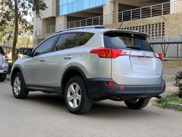 toyota-rav-4-big-3