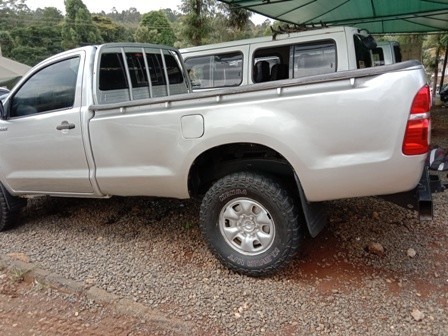 toyota-hilux-big-2