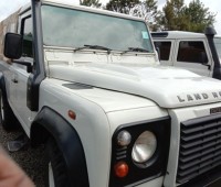 land-rover-defender-small-0