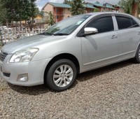 toyota-premio-small-0