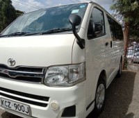 toyota-hiace-small-0